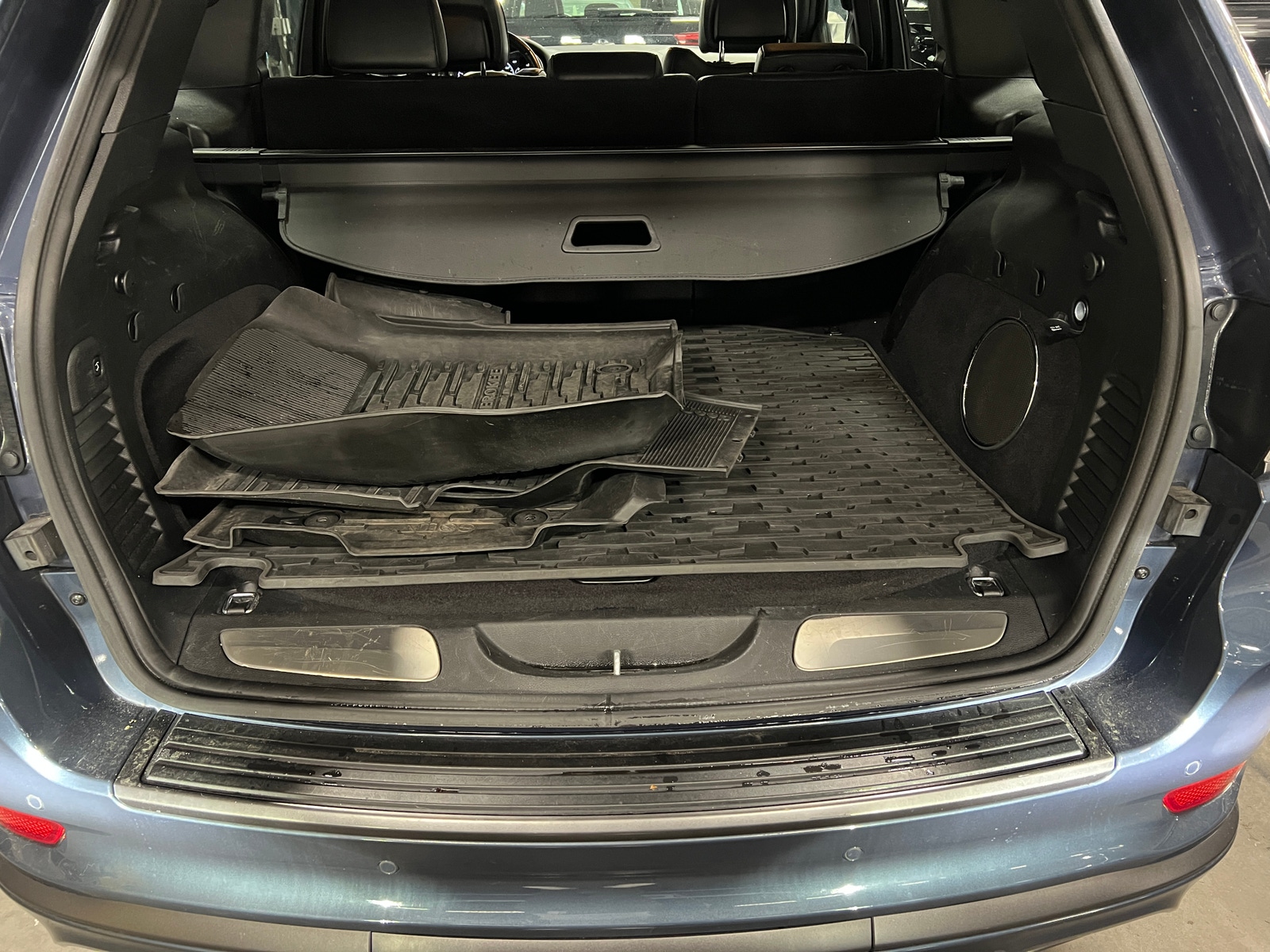 Thumbnail: 2021 Jeep Grand Cherokee - 6