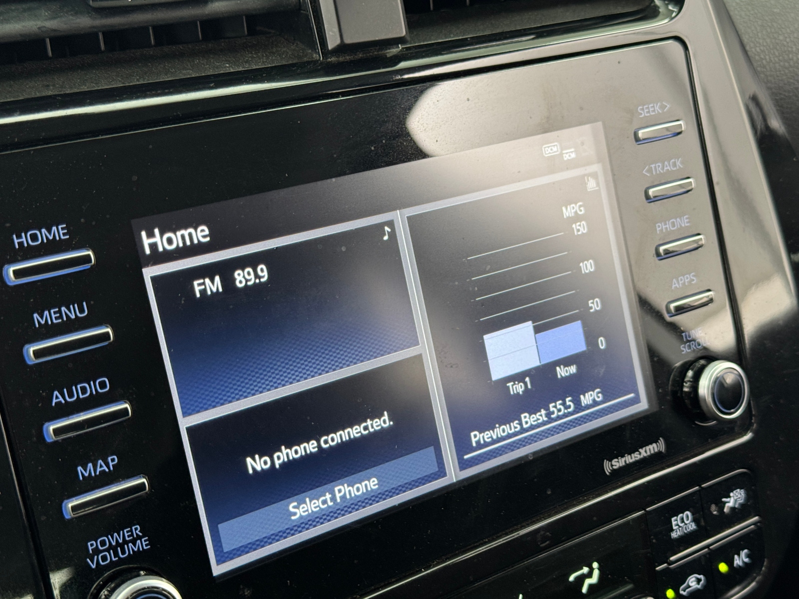 Thumbnail: 2021 Toyota Prius - 4