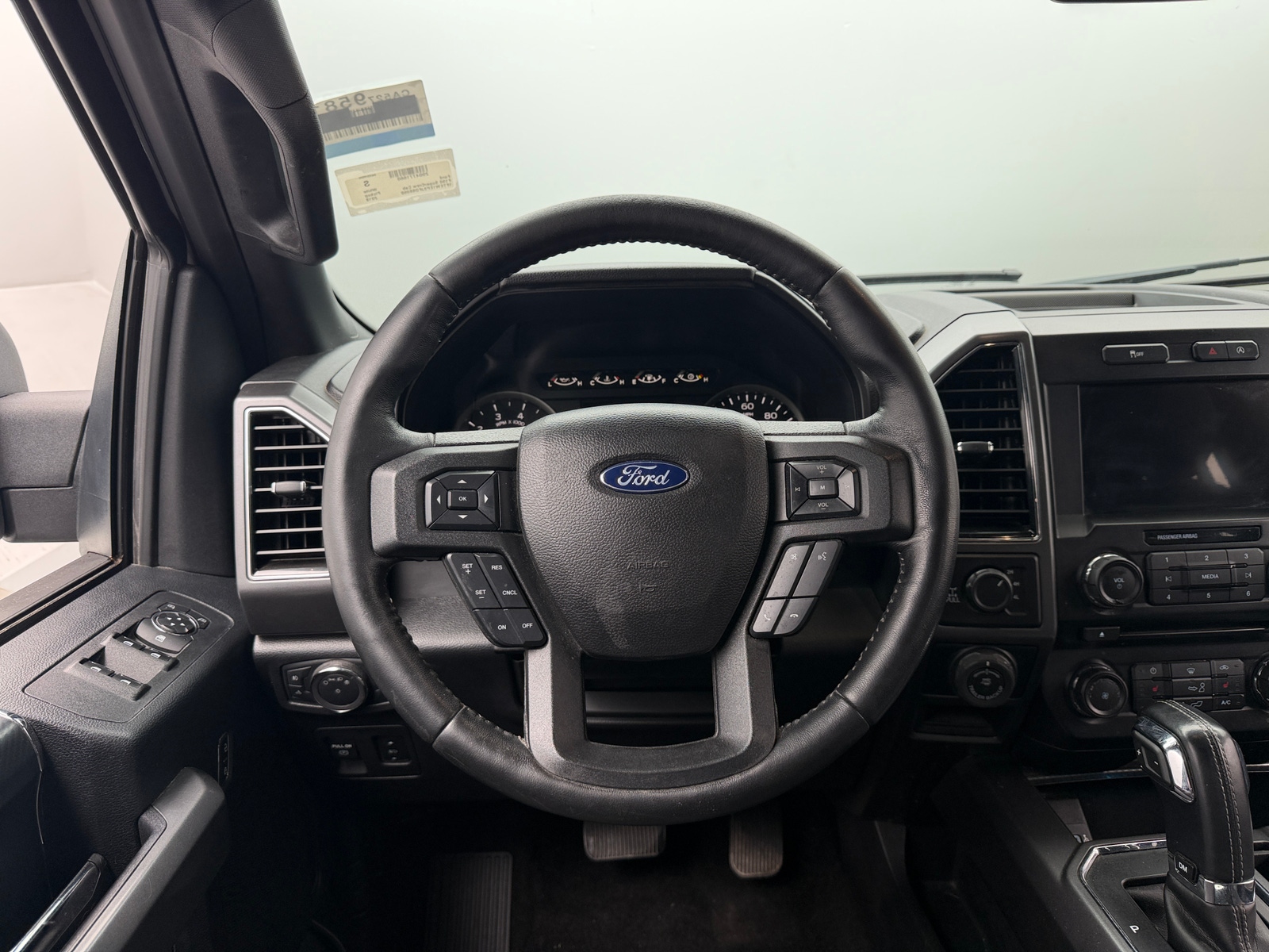 Thumbnail: 2018 Ford Econoline - 5