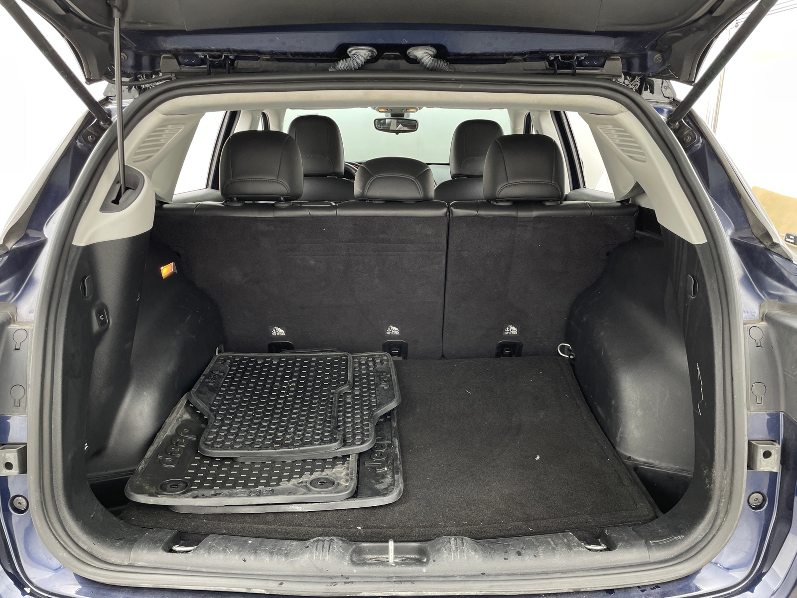 Thumbnail: 2019 Jeep Compass - 7