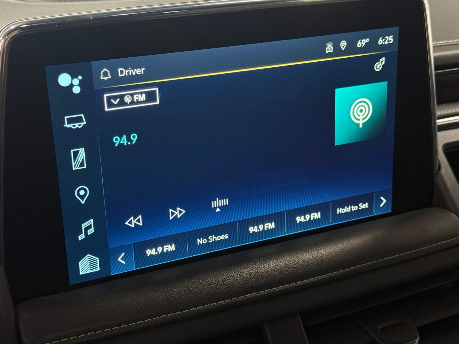 Thumbnail: 2023 Chevrolet Tahoe - 3