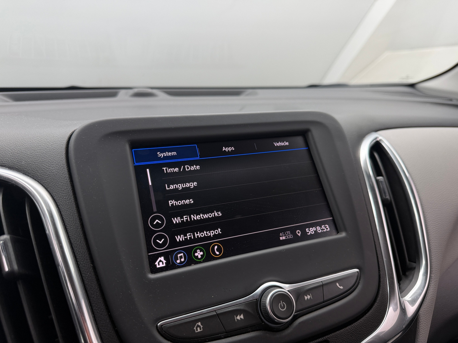 Thumbnail: 2020 Chevrolet Equinox - 4