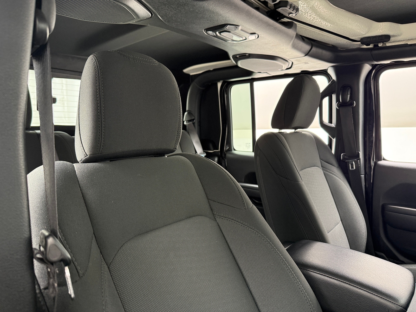 Thumbnail: 2021 Jeep Gladiator - 2