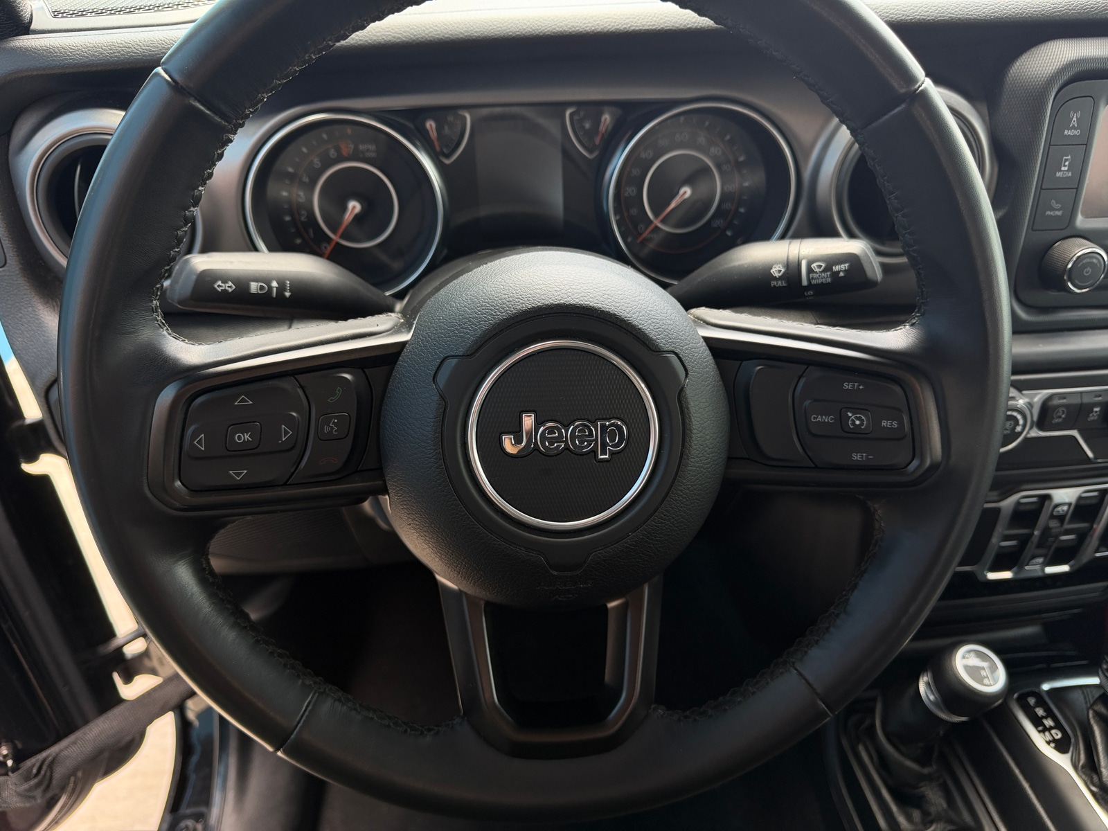 Thumbnail: 2021 Jeep Gladiator - 5