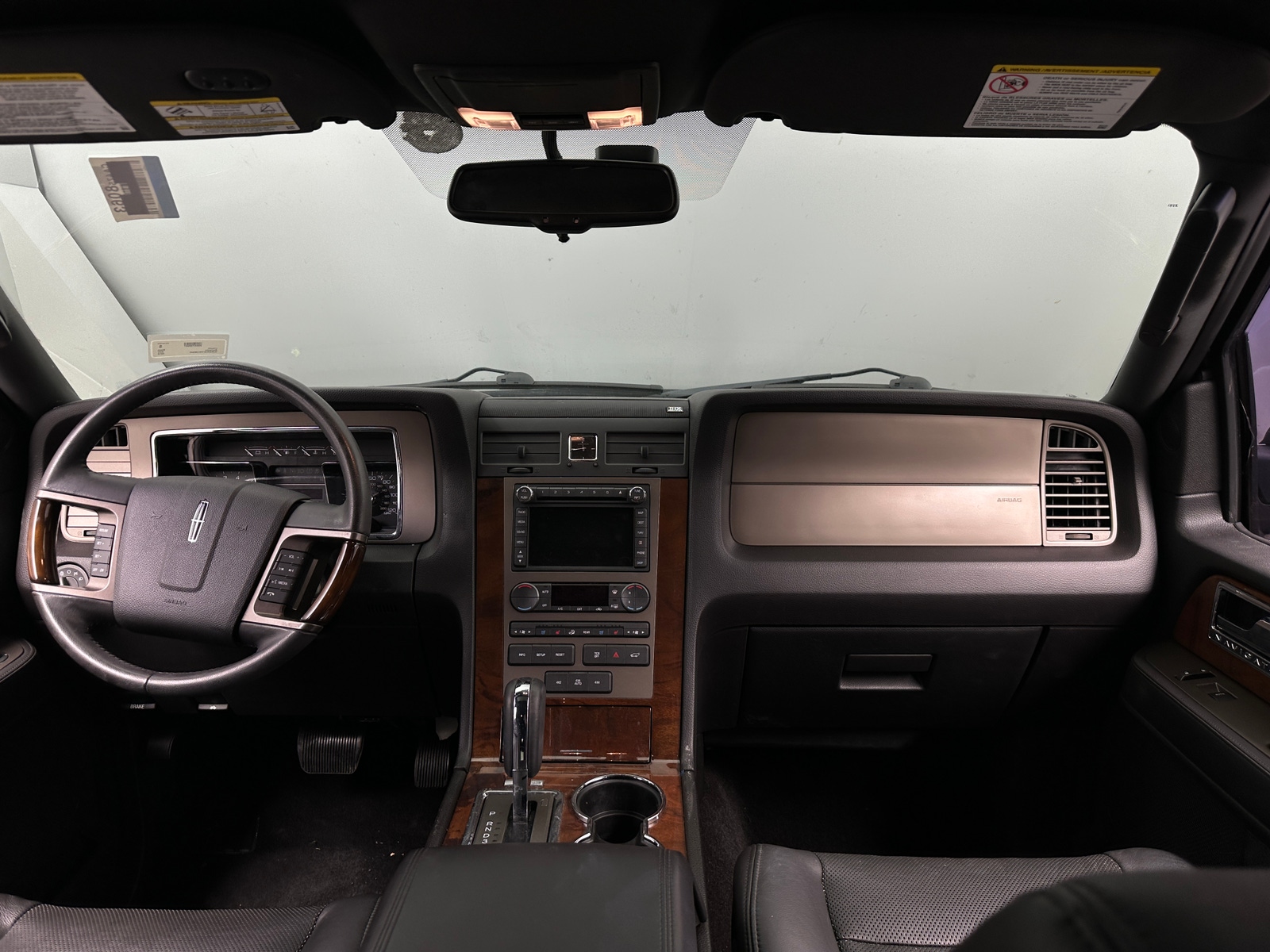 Thumbnail: 2014 Lincoln Navigator - 3