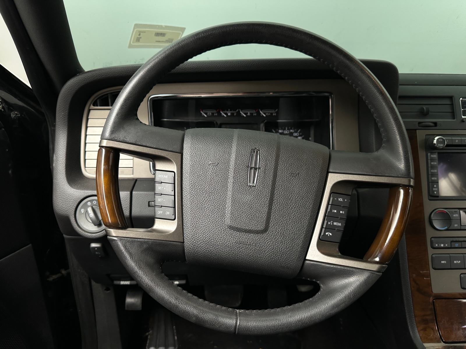 Thumbnail: 2014 Lincoln Navigator - 5