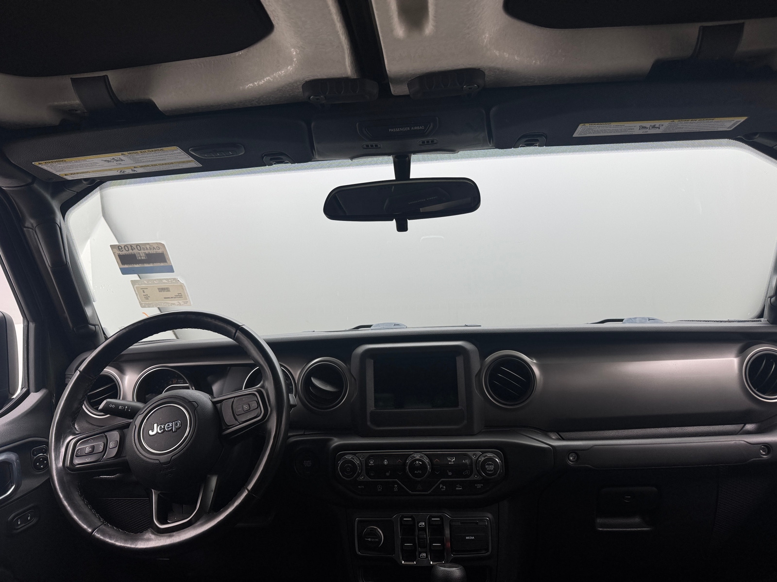 Thumbnail: 2021 Jeep Gladiator - 3