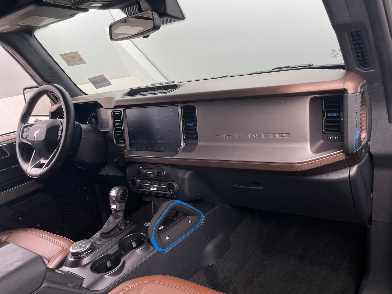 Thumbnail: 2023 Ford Bronco - 3