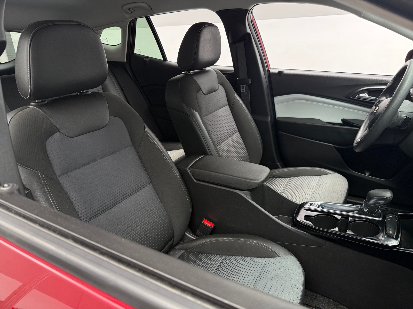 Thumbnail: 2025 Chevrolet Trax - 2