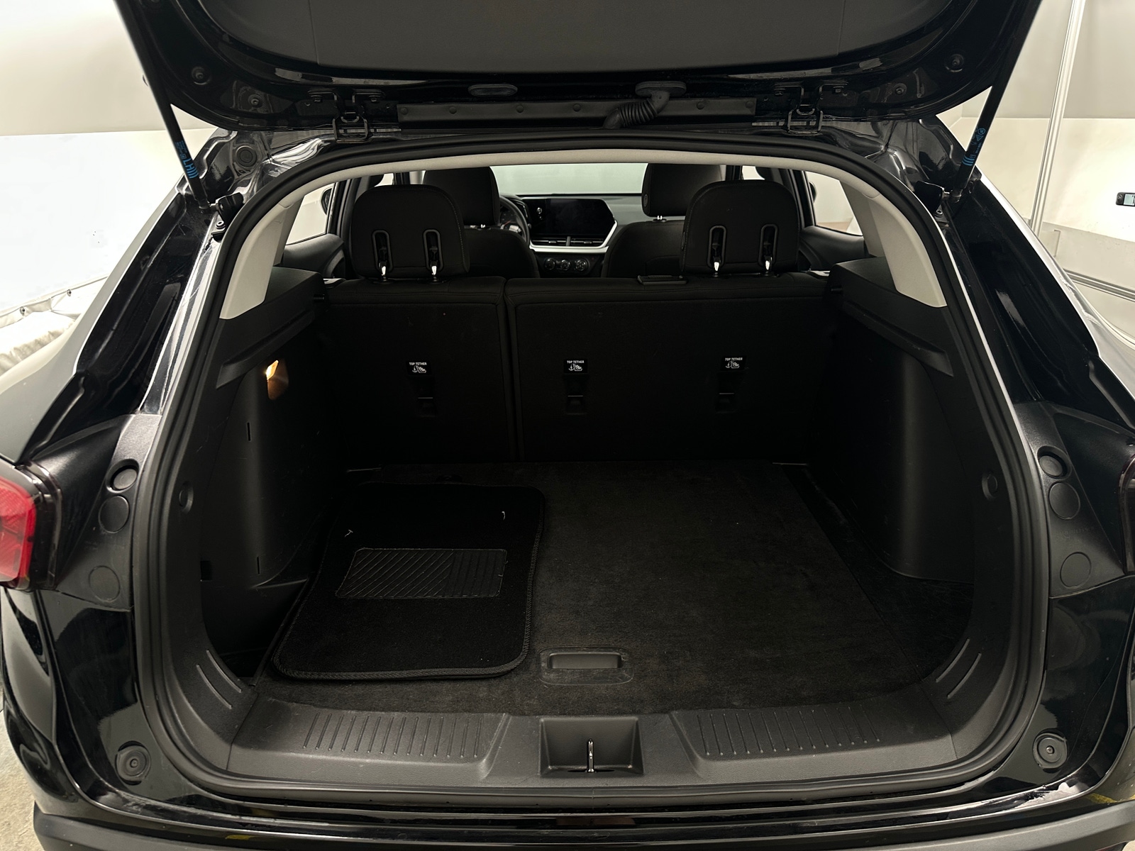 Thumbnail: 2024 Chevrolet Trax - 7