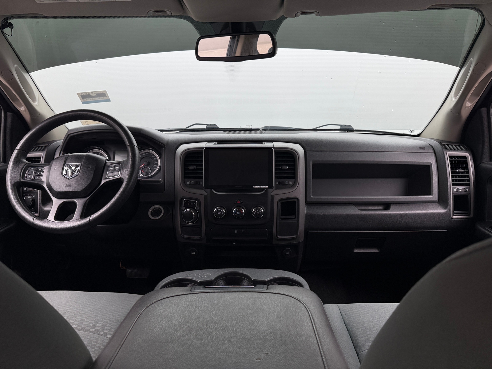 Thumbnail: 2020 RAM 1500 Classic - 3