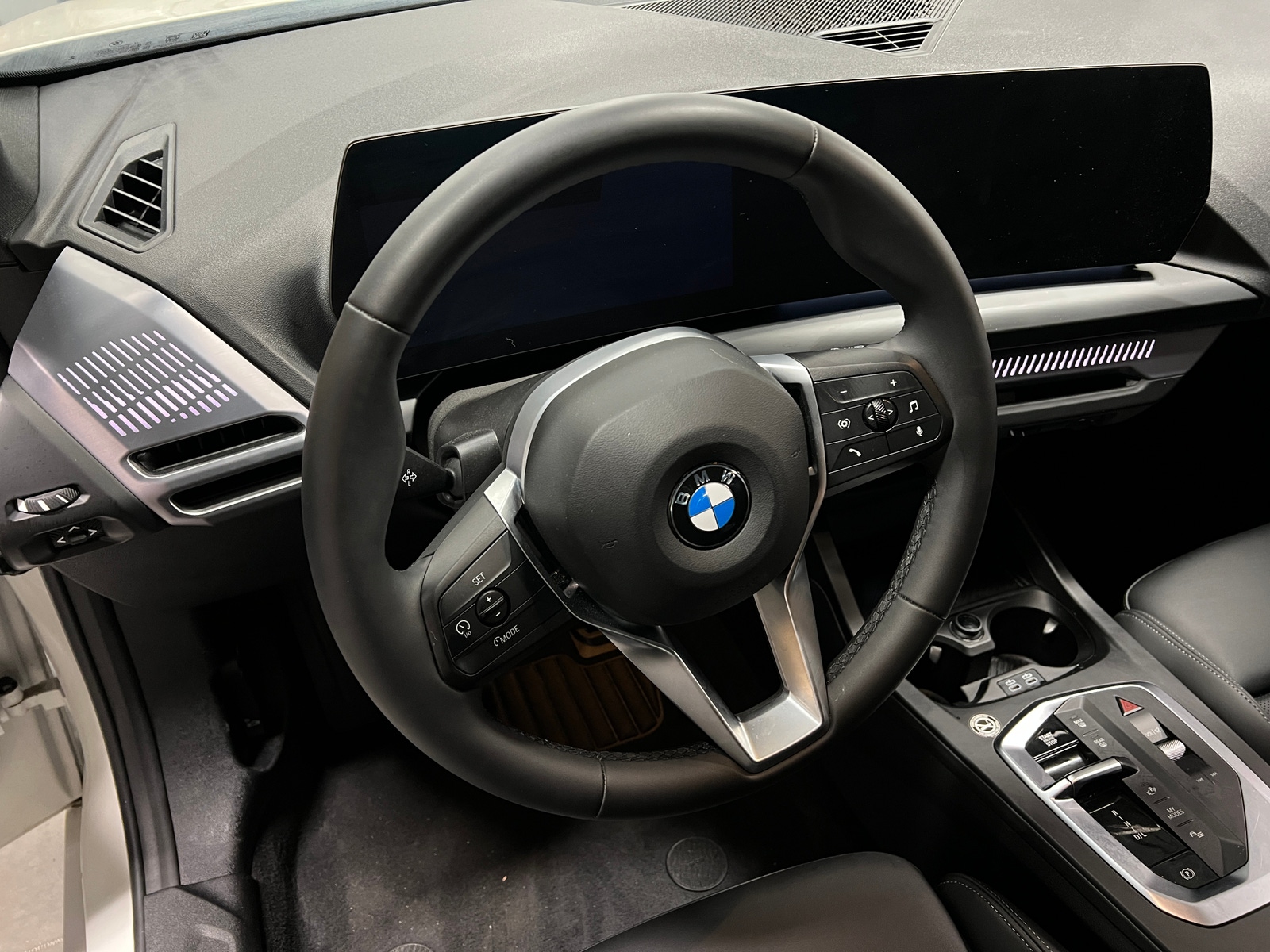 Thumbnail: 2025 BMW 2 Series - 4