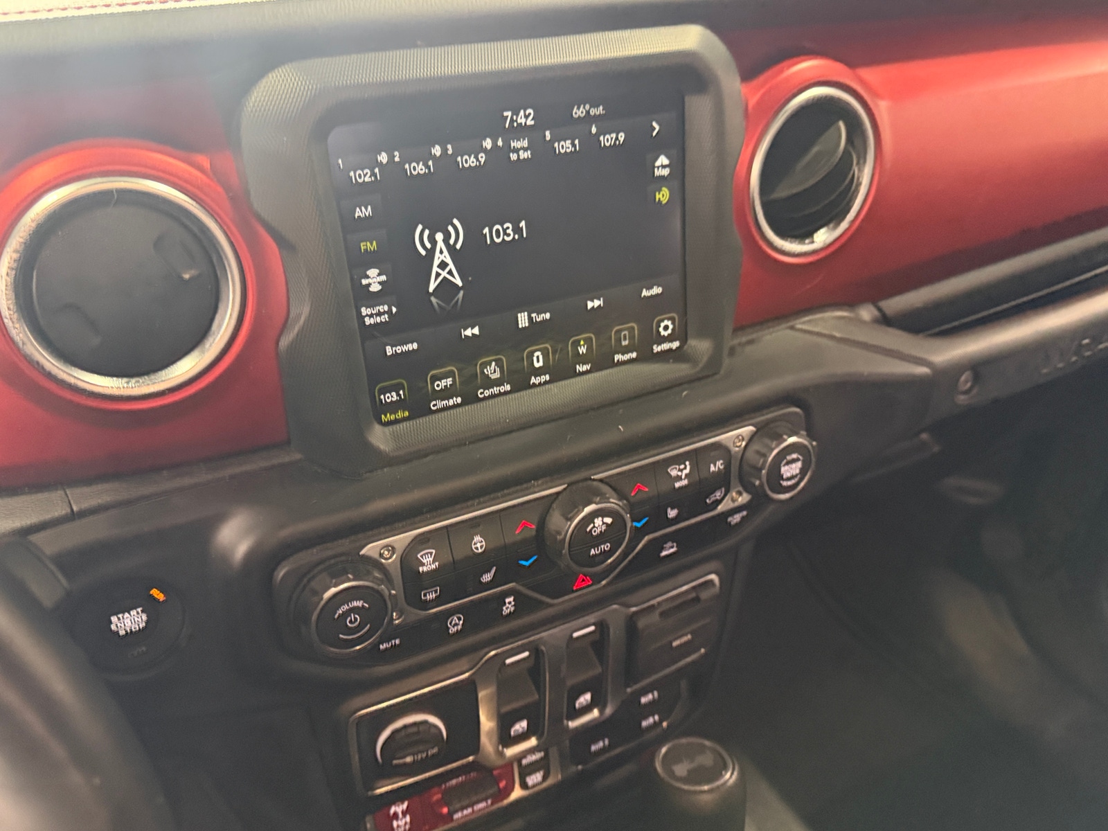 Thumbnail: 2022 Jeep Wrangler - 4