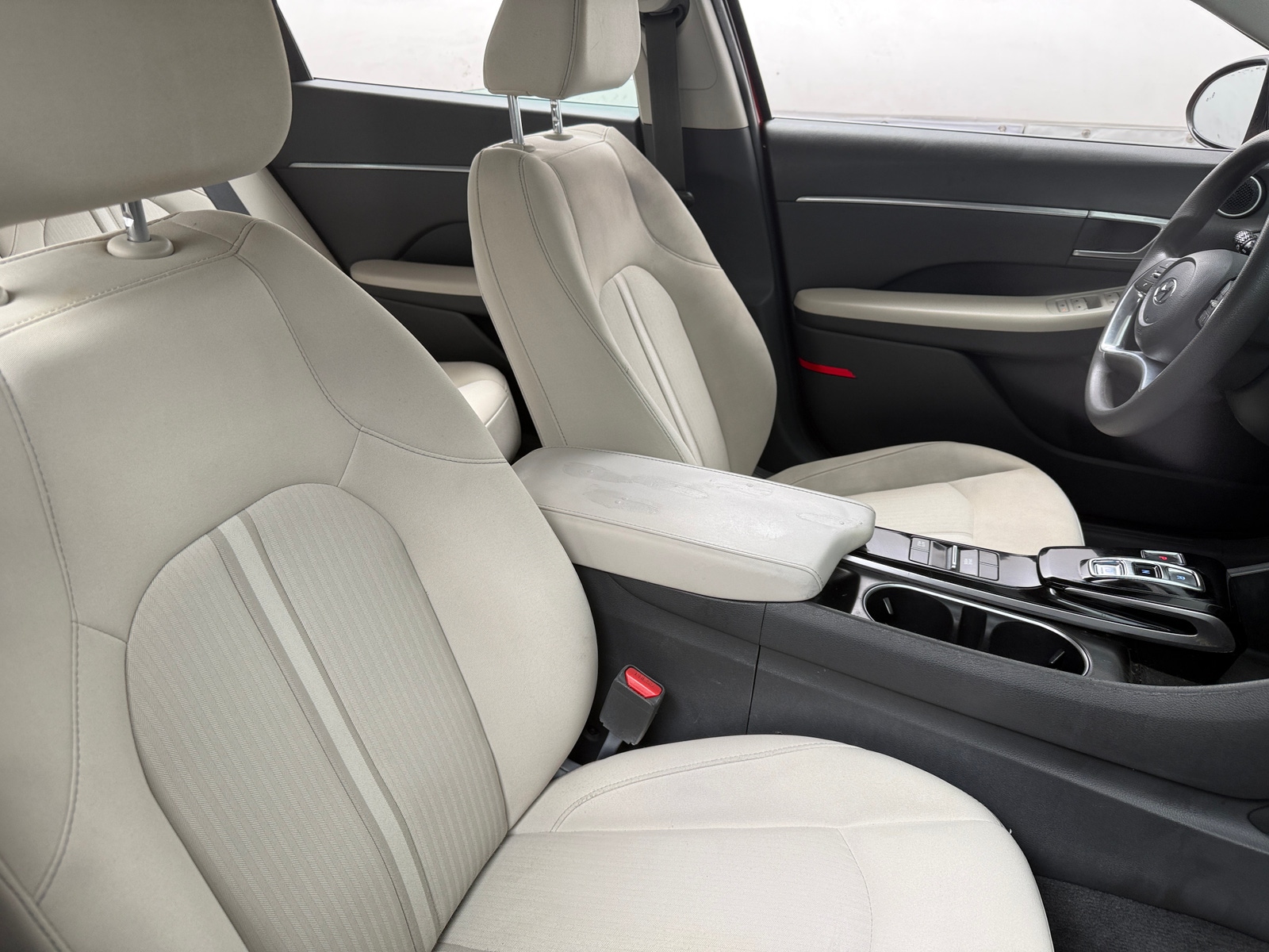 Thumbnail: 2023 Hyundai Sonata - 2