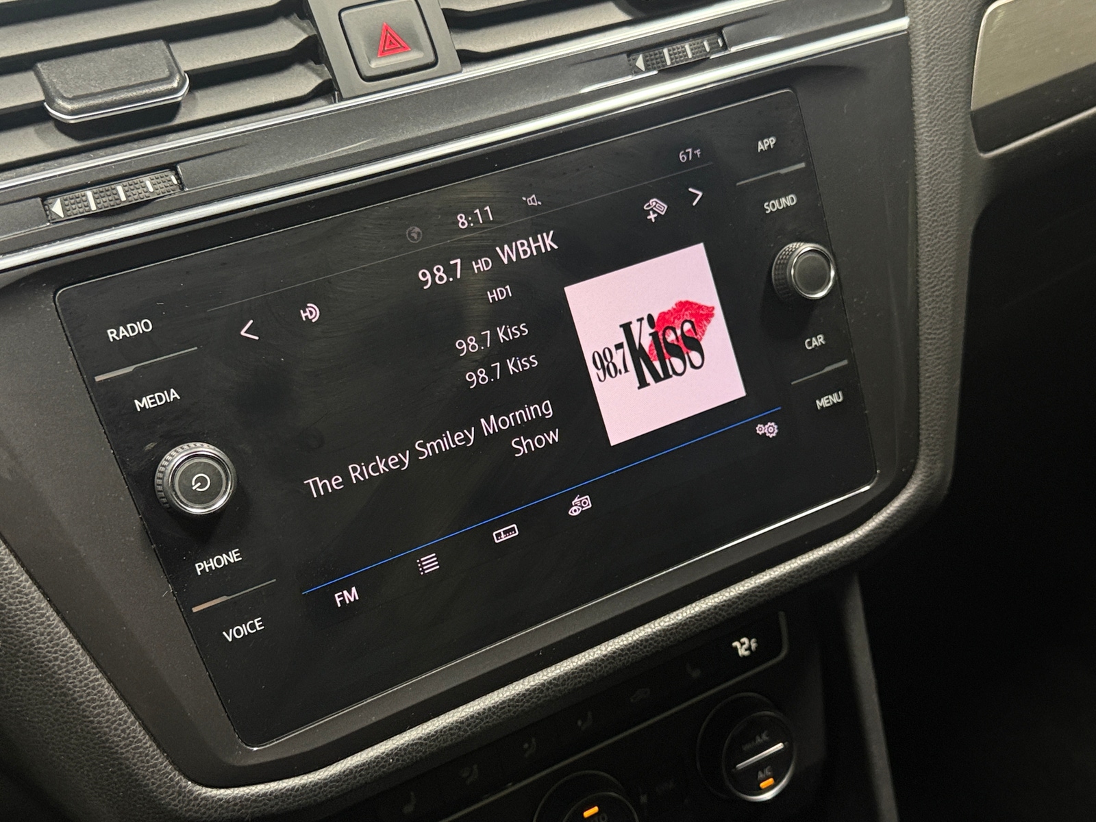 Thumbnail: 2020 Volkswagen Tiguan - 3