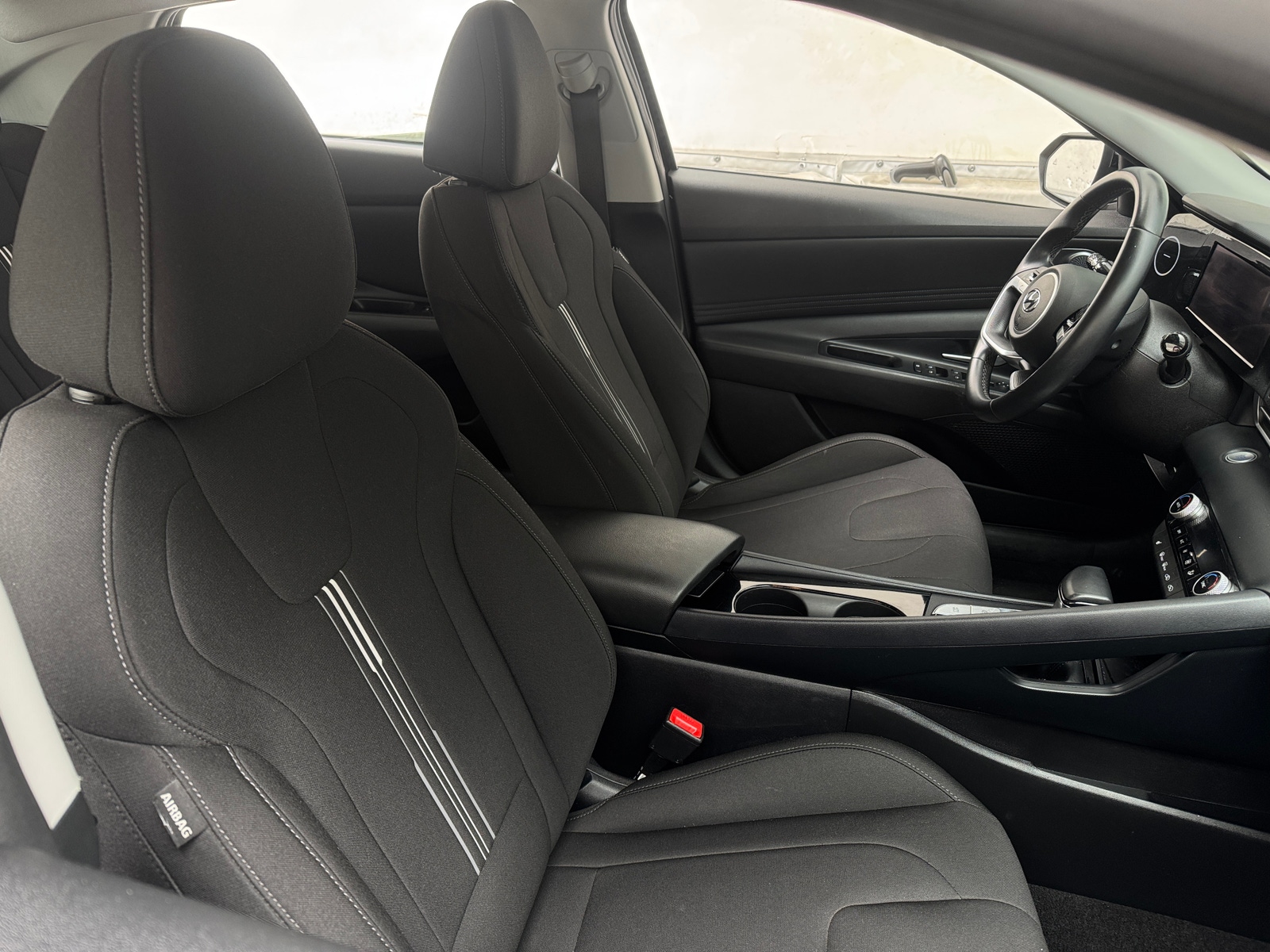 Thumbnail: 2021 Hyundai Elantra - 2