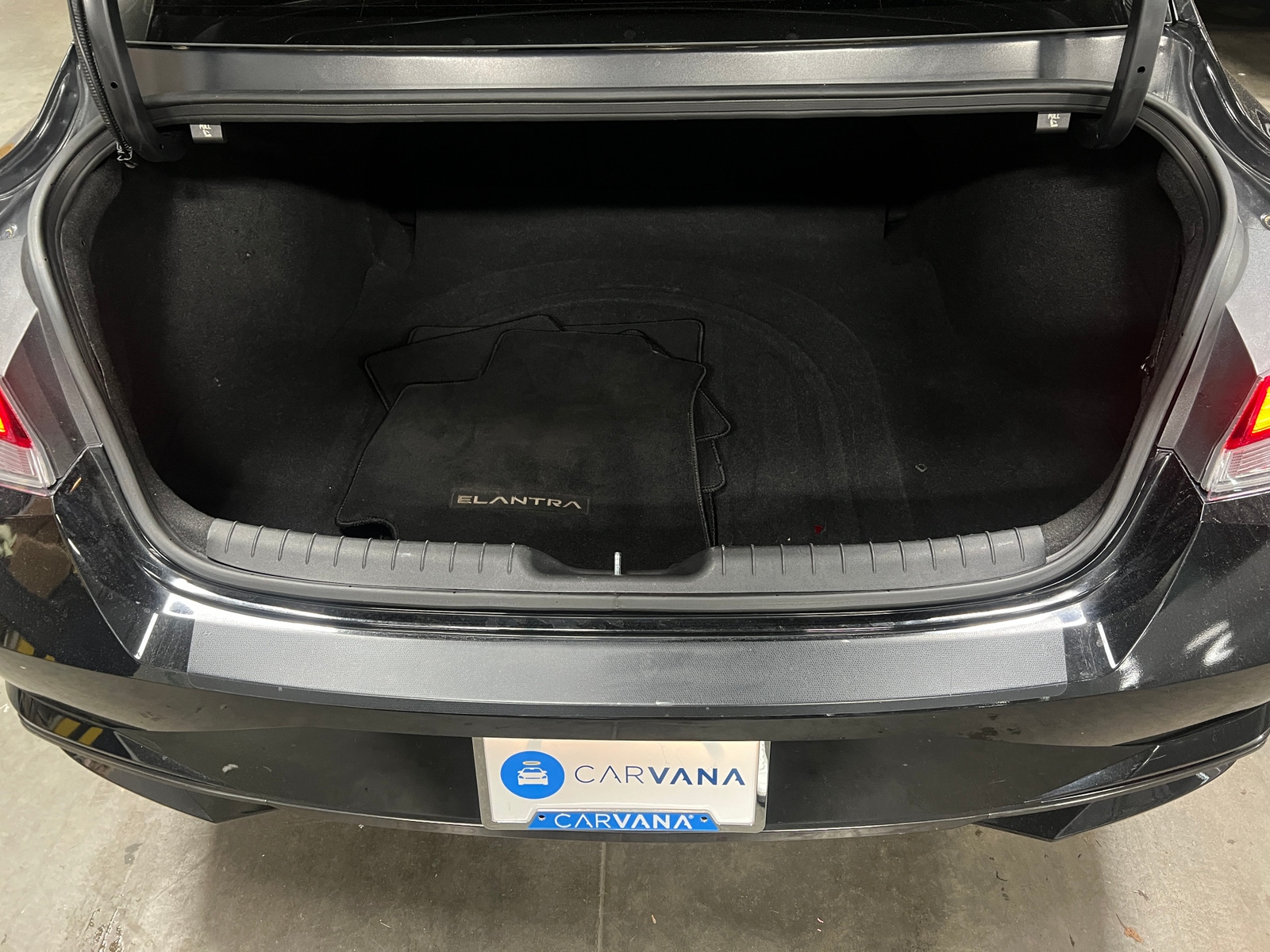 Thumbnail: 2021 Hyundai Elantra - 7