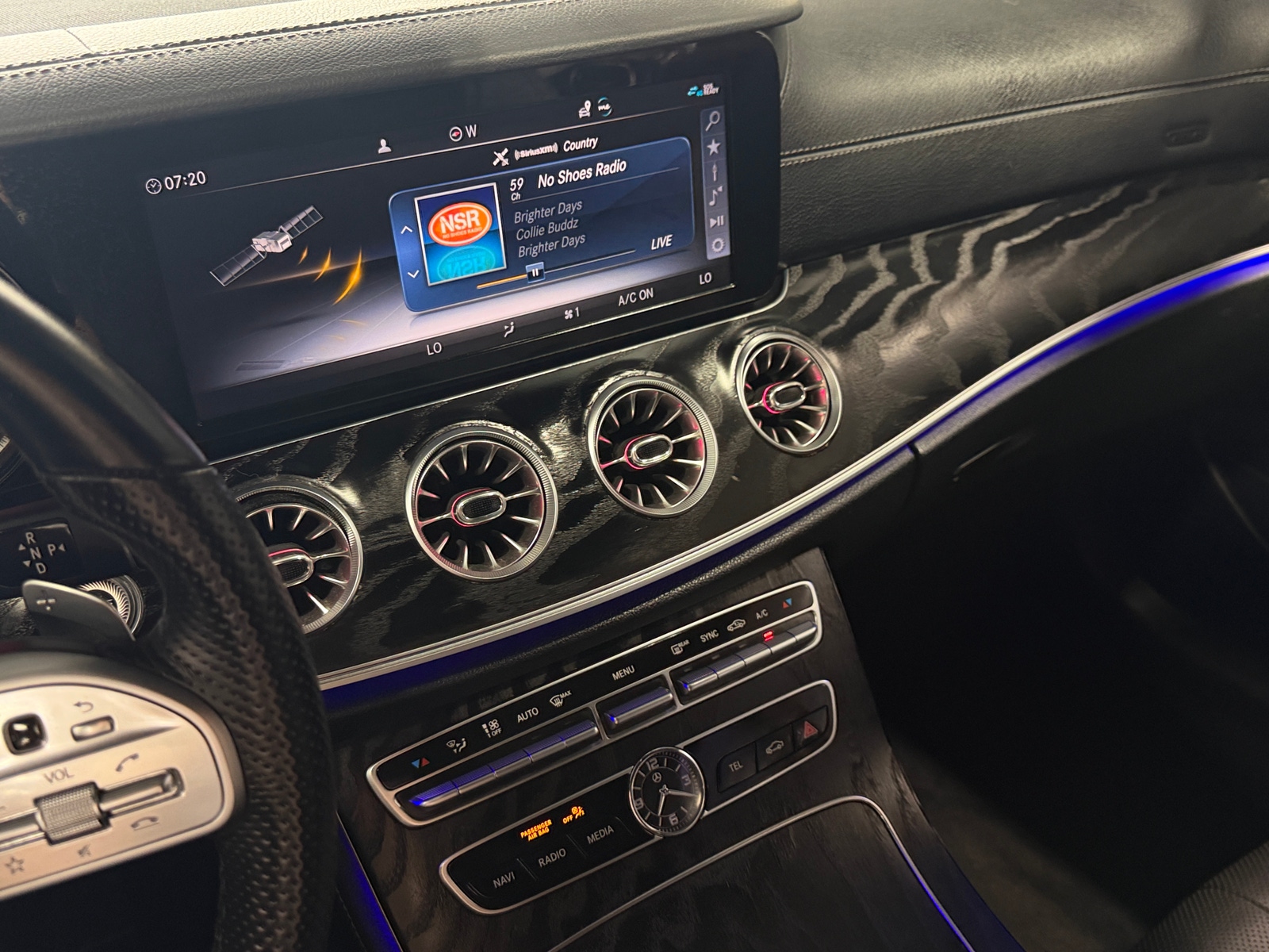 Thumbnail: 2019 Mercedes-Benz E-Class - 3