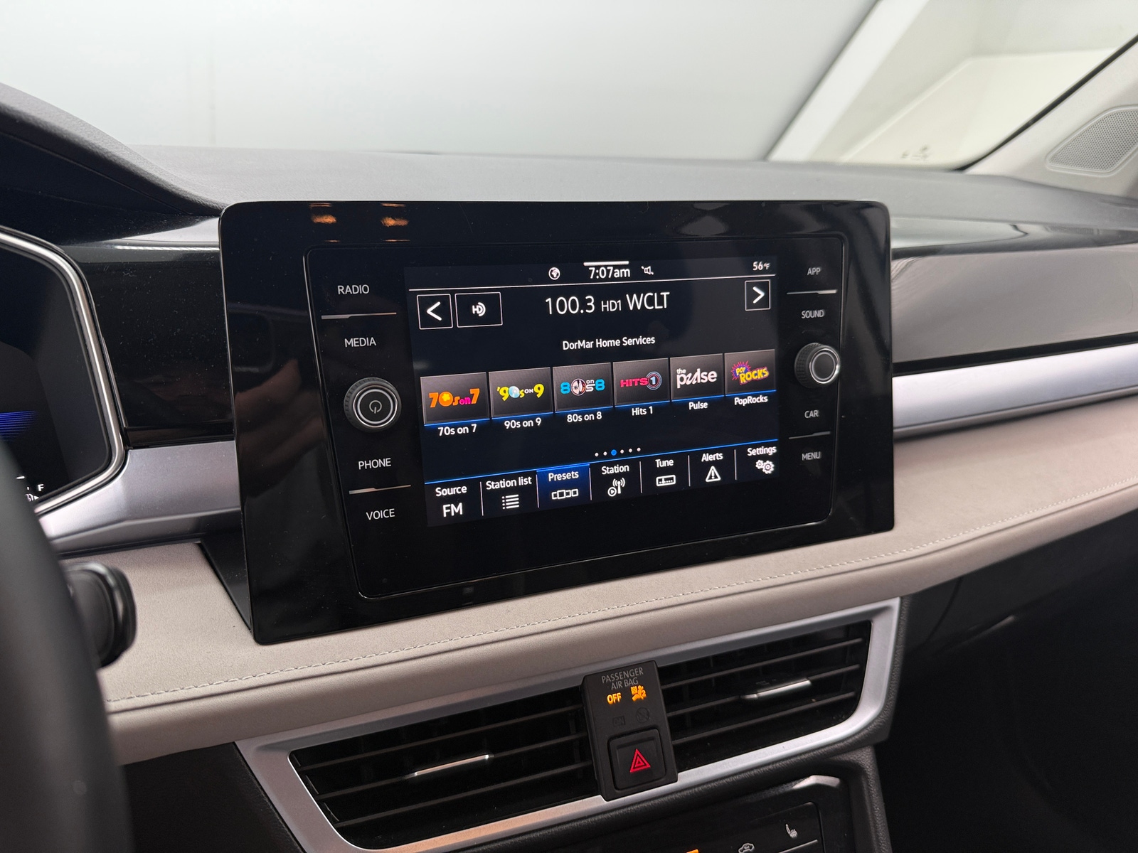 Thumbnail: 2025 Volkswagen Taos - 4