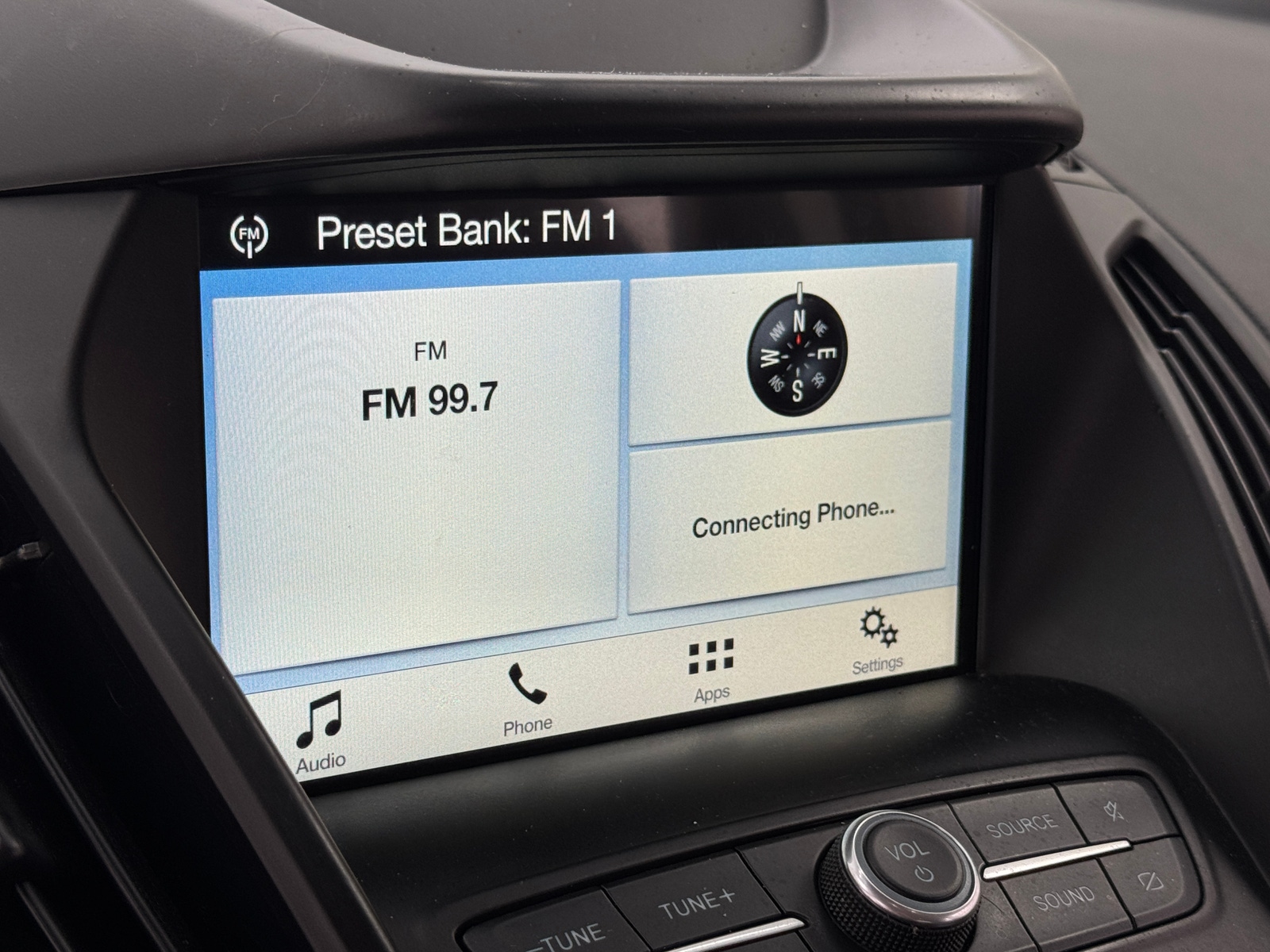 Thumbnail: 2019 Ford Escape - 4