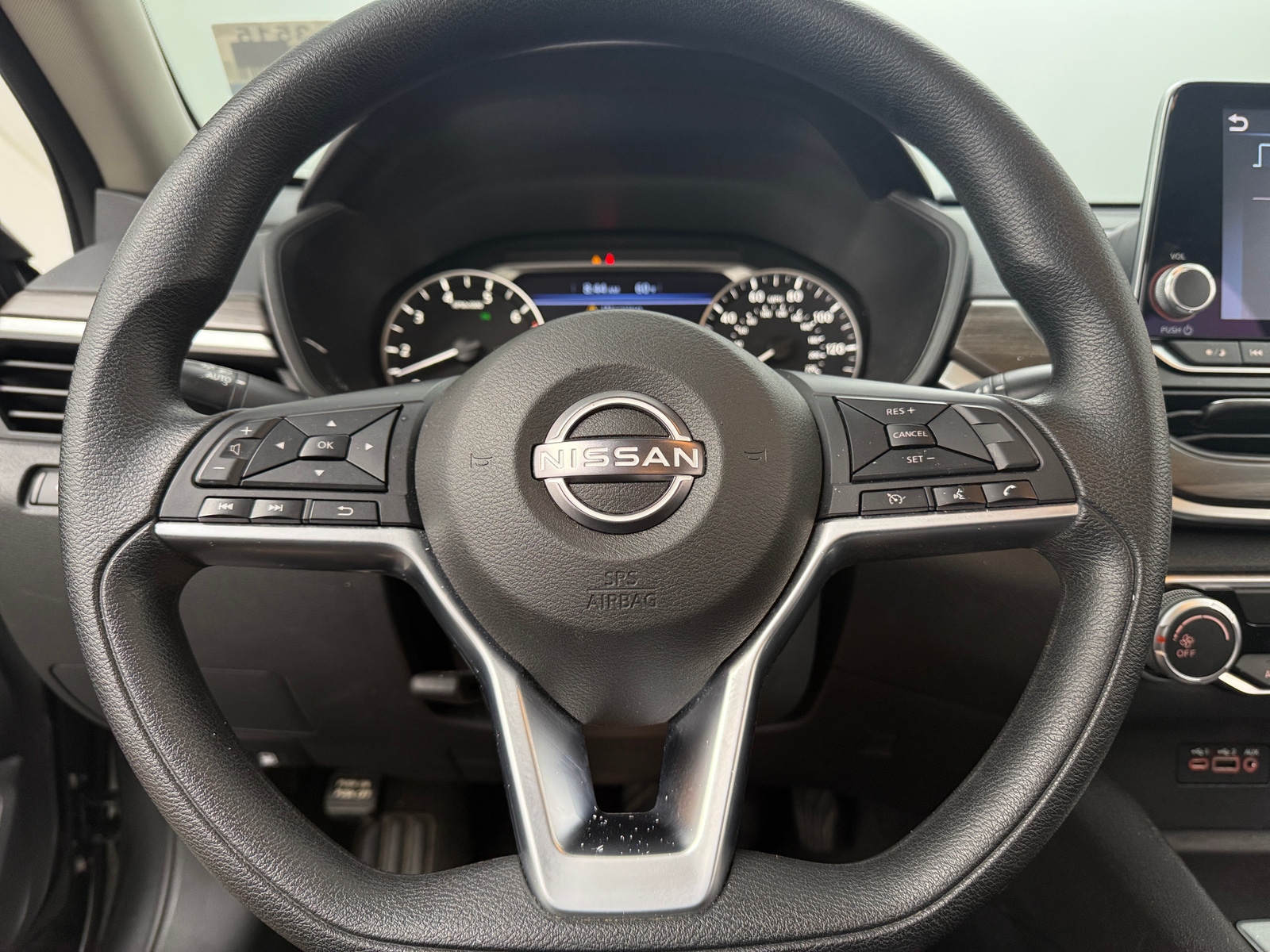 Thumbnail: 2025 Nissan Altima - 5