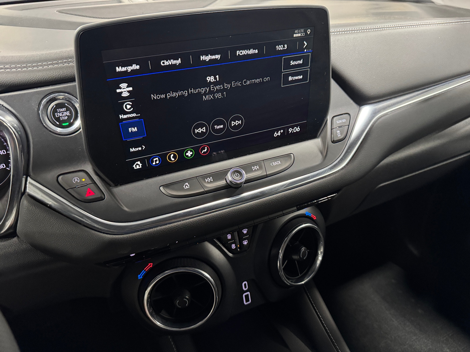 Thumbnail: 2024 Chevrolet Blazer - 4