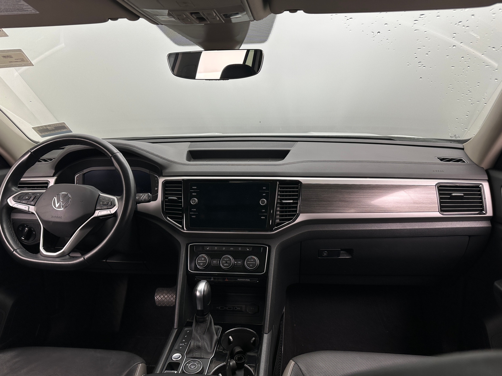 Thumbnail: 2021 Volkswagen Atlas - 2