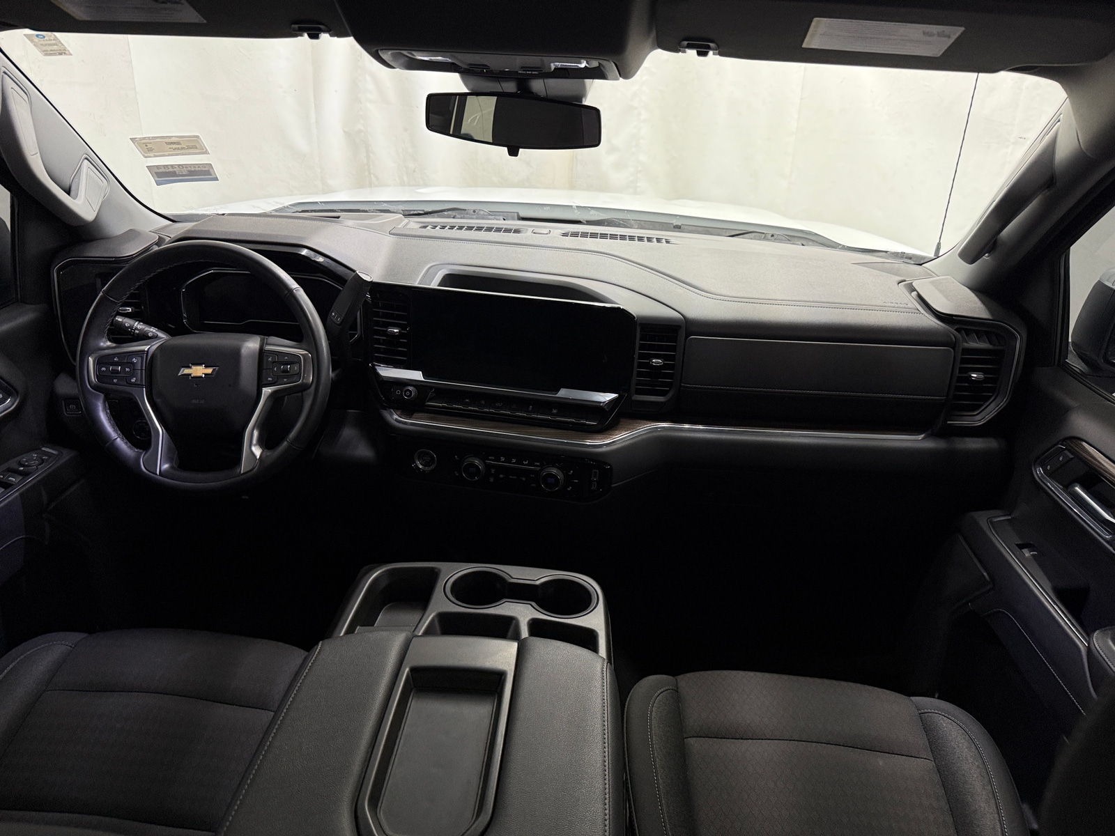 Thumbnail: 2023 Chevrolet Silverado 1500 - 3