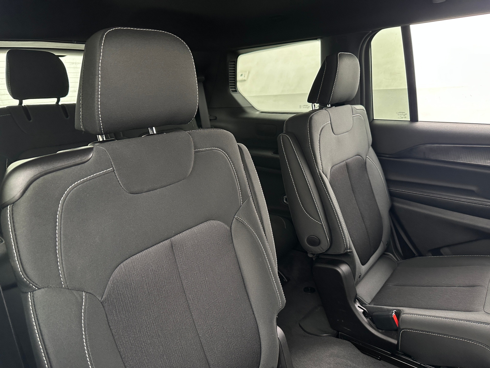 Thumbnail: 2025 Jeep Grand Cherokee L - 6