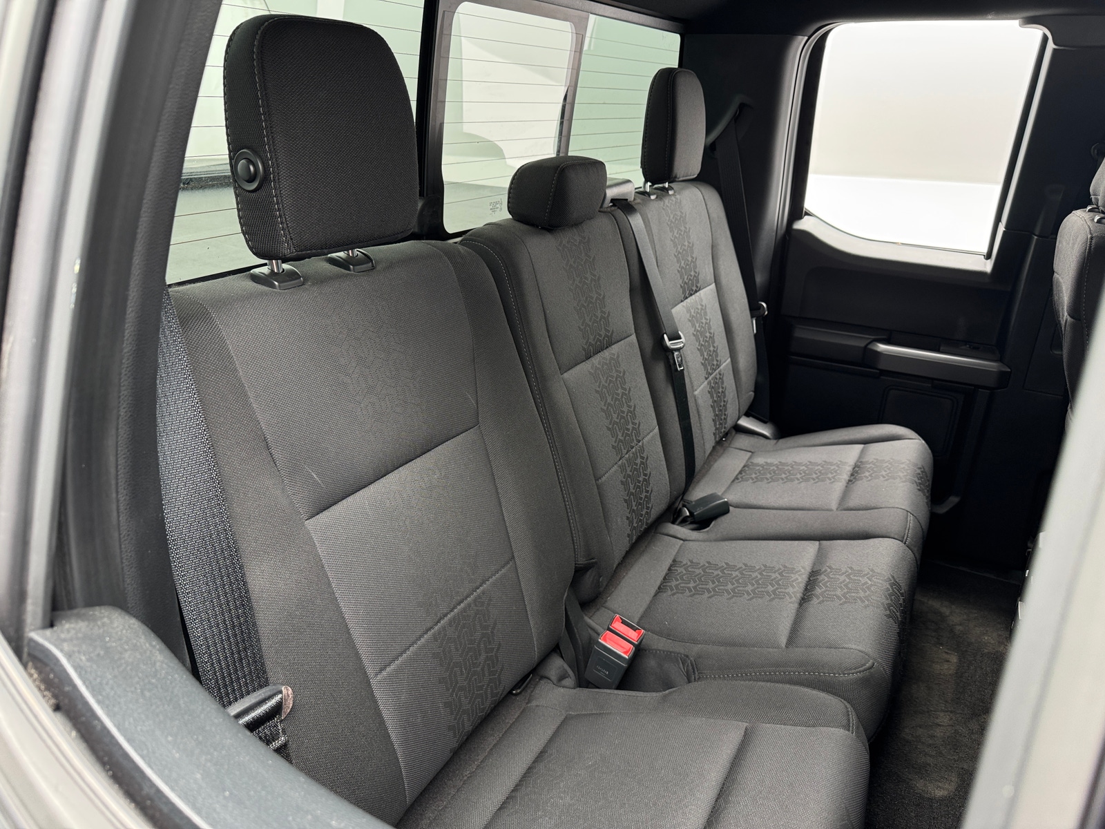 Thumbnail: 2019 Ford Econoline - 6