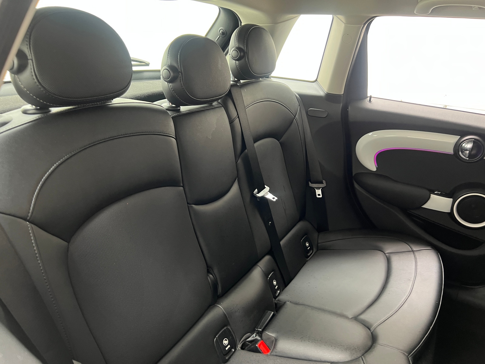 Thumbnail: 2016 MINI Cooper Hardtop - 5