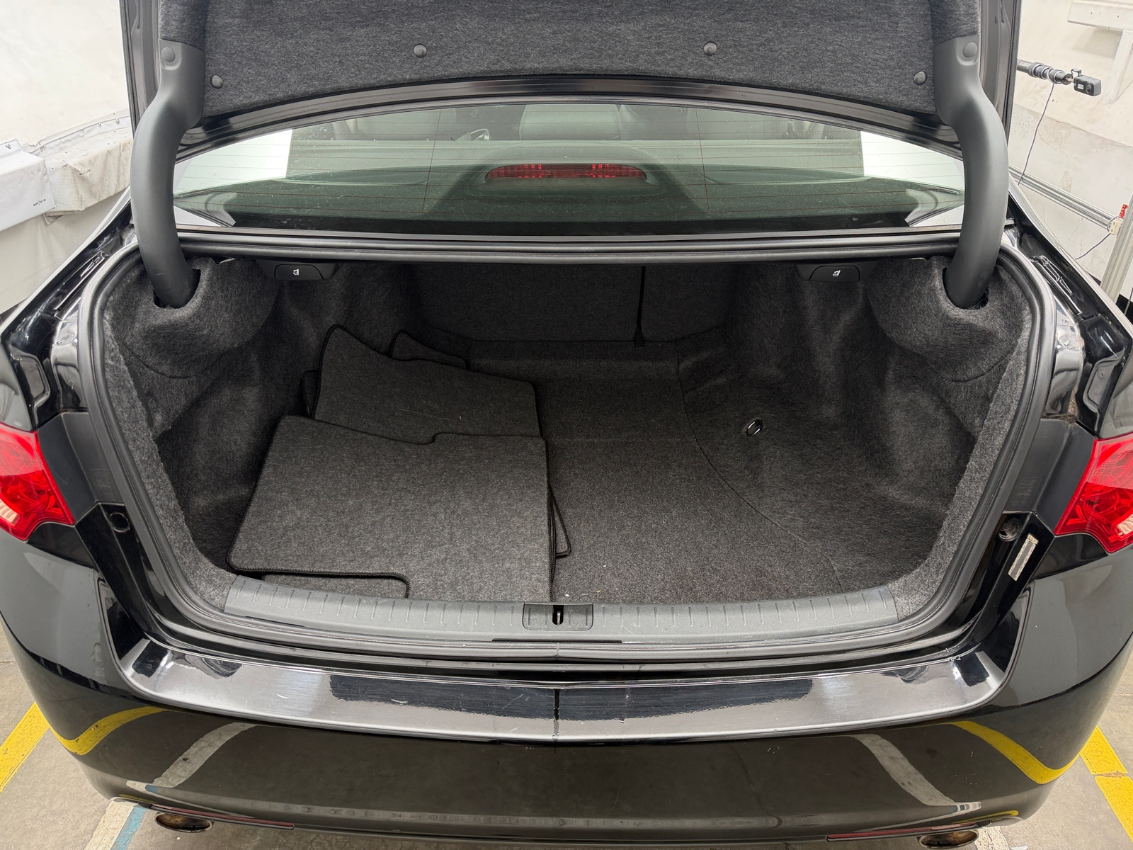 Thumbnail: 2011 Acura TSX - 6