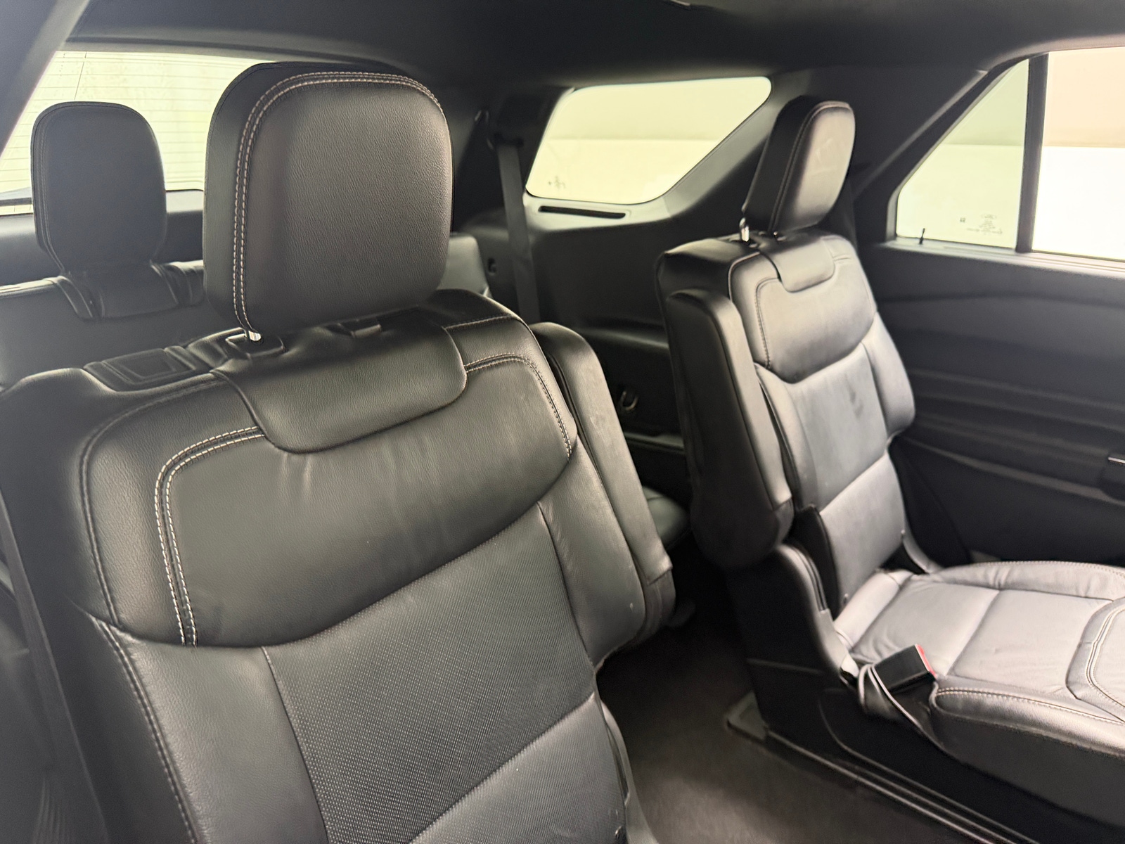 Thumbnail: 2022 Ford Explorer - 5