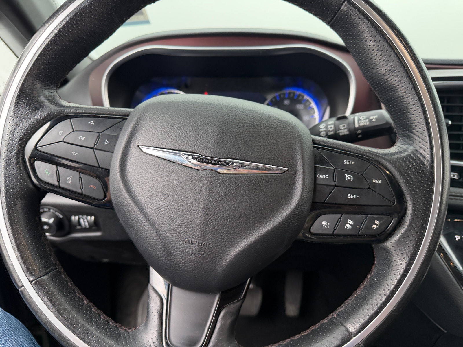Thumbnail: 2020 Chrysler Pacifica - 4