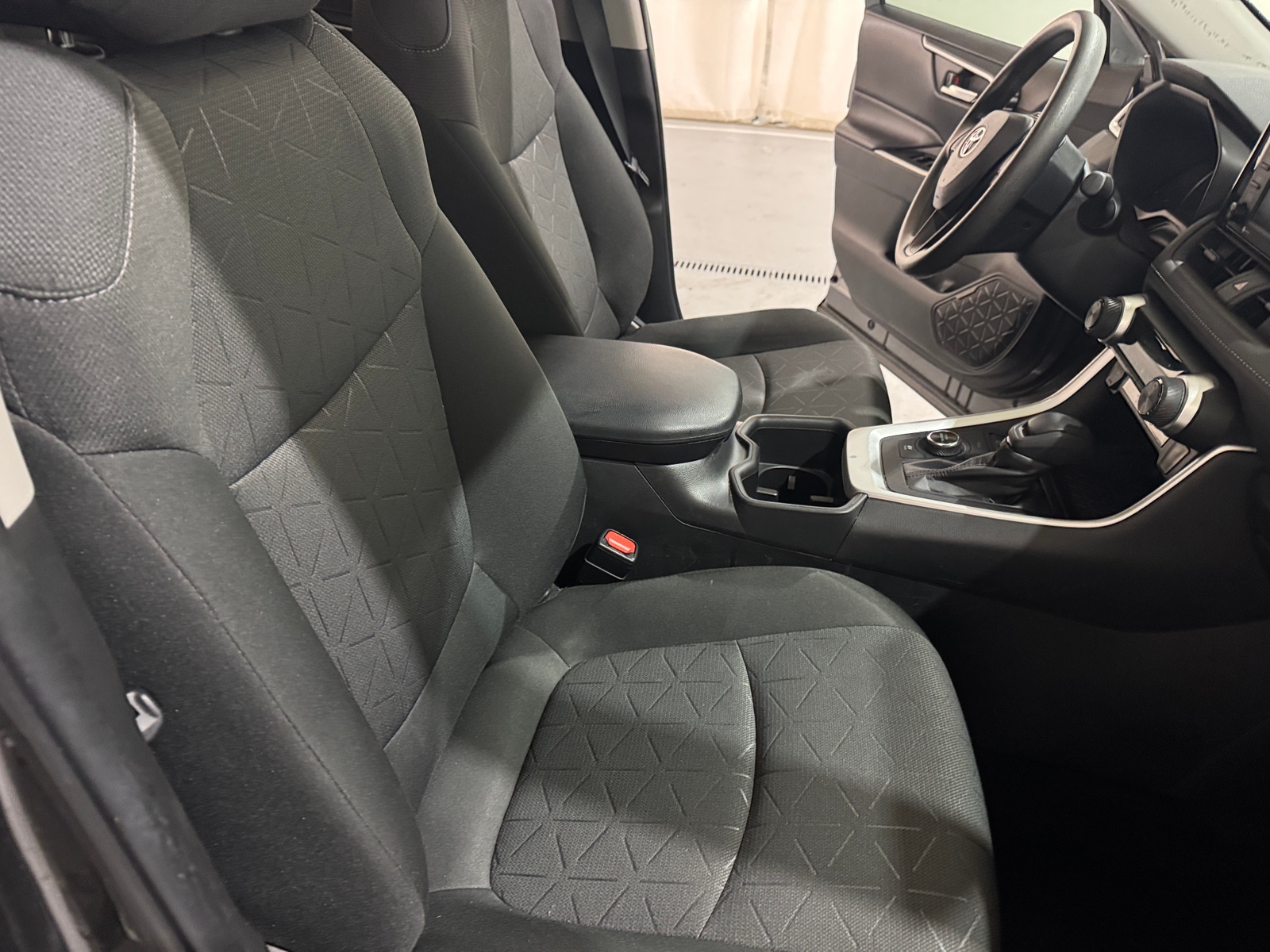 Thumbnail: 2022 Toyota RAV4 - 2