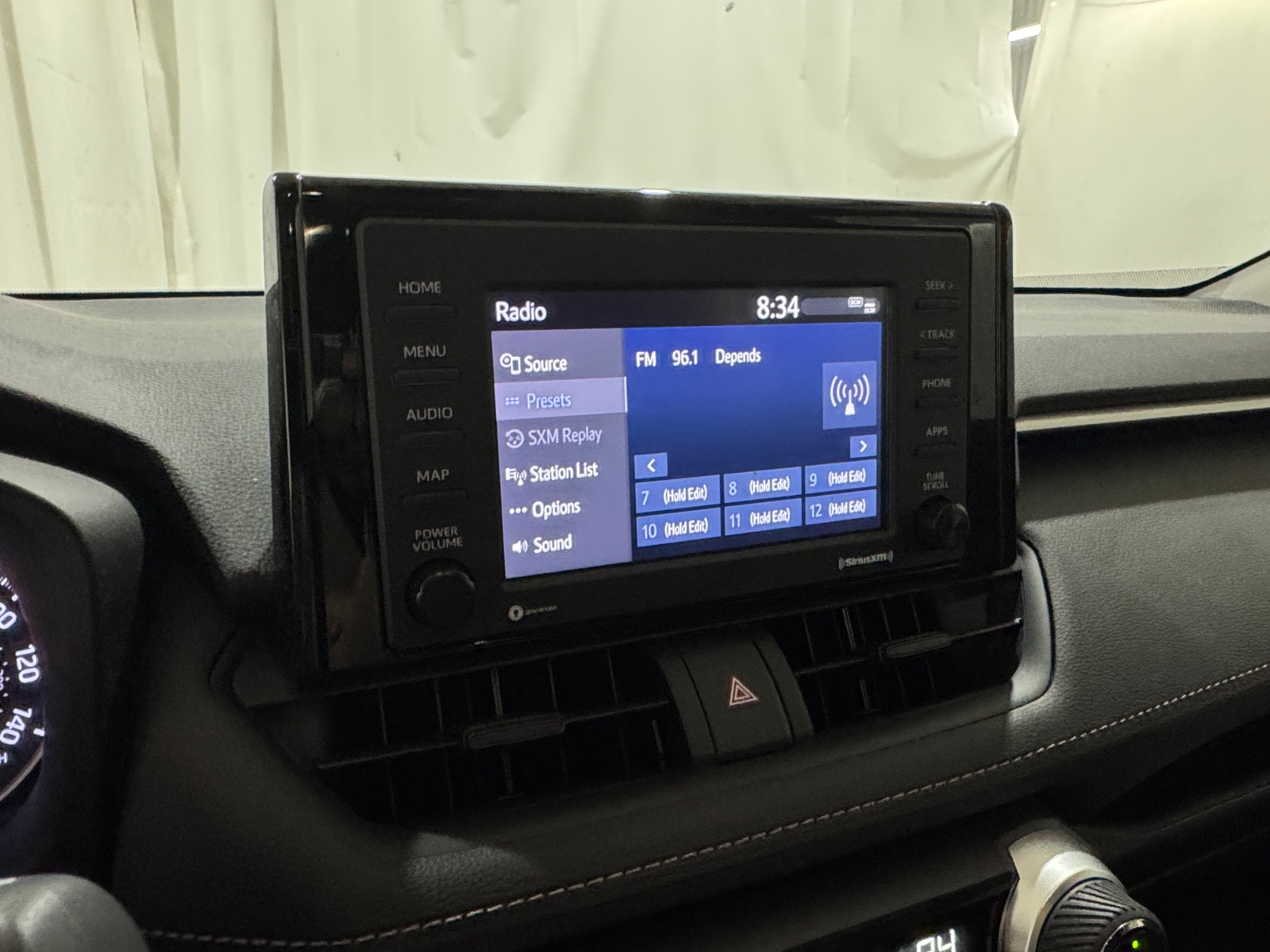 Thumbnail: 2022 Toyota RAV4 - 4