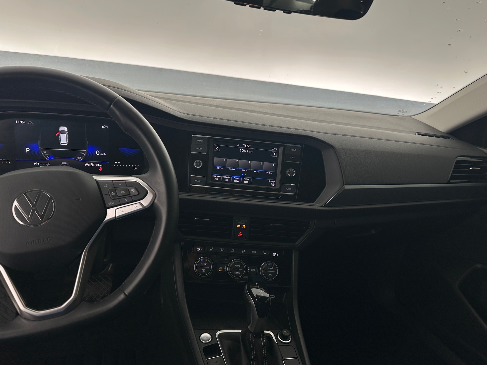 Thumbnail: 2023 Volkswagen Jetta - 2