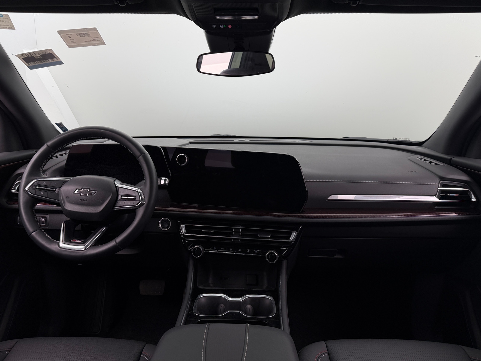 Thumbnail: 2025 Chevrolet Traverse - 2