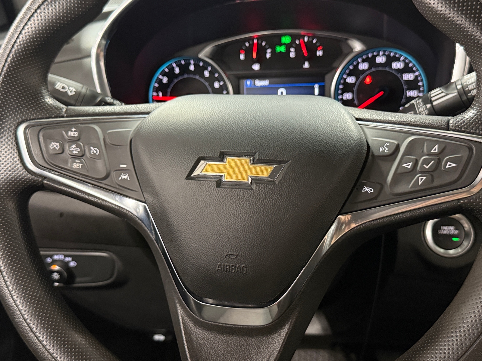 Thumbnail: 2023 Chevrolet Equinox - 5