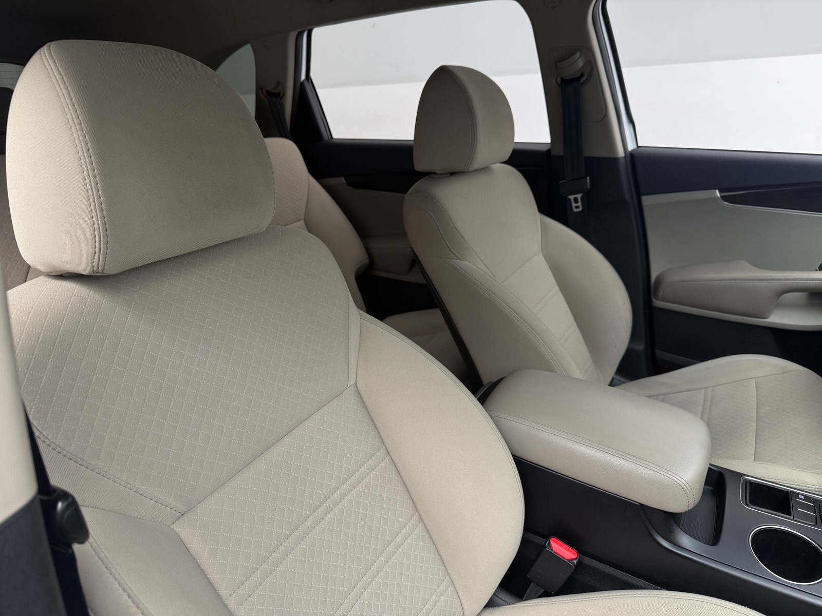 Thumbnail: 2019 Kia Sorento - 2