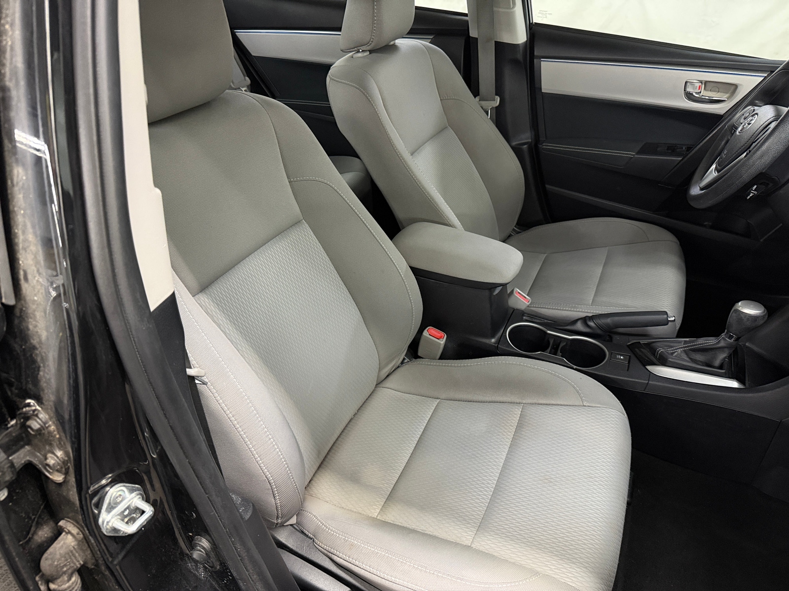 Thumbnail: 2016 Toyota Corolla - 2