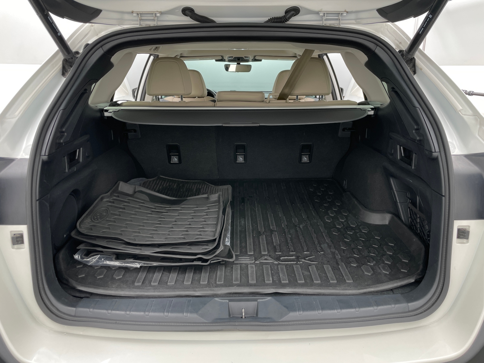 Thumbnail: 2023 Subaru Outback - 6