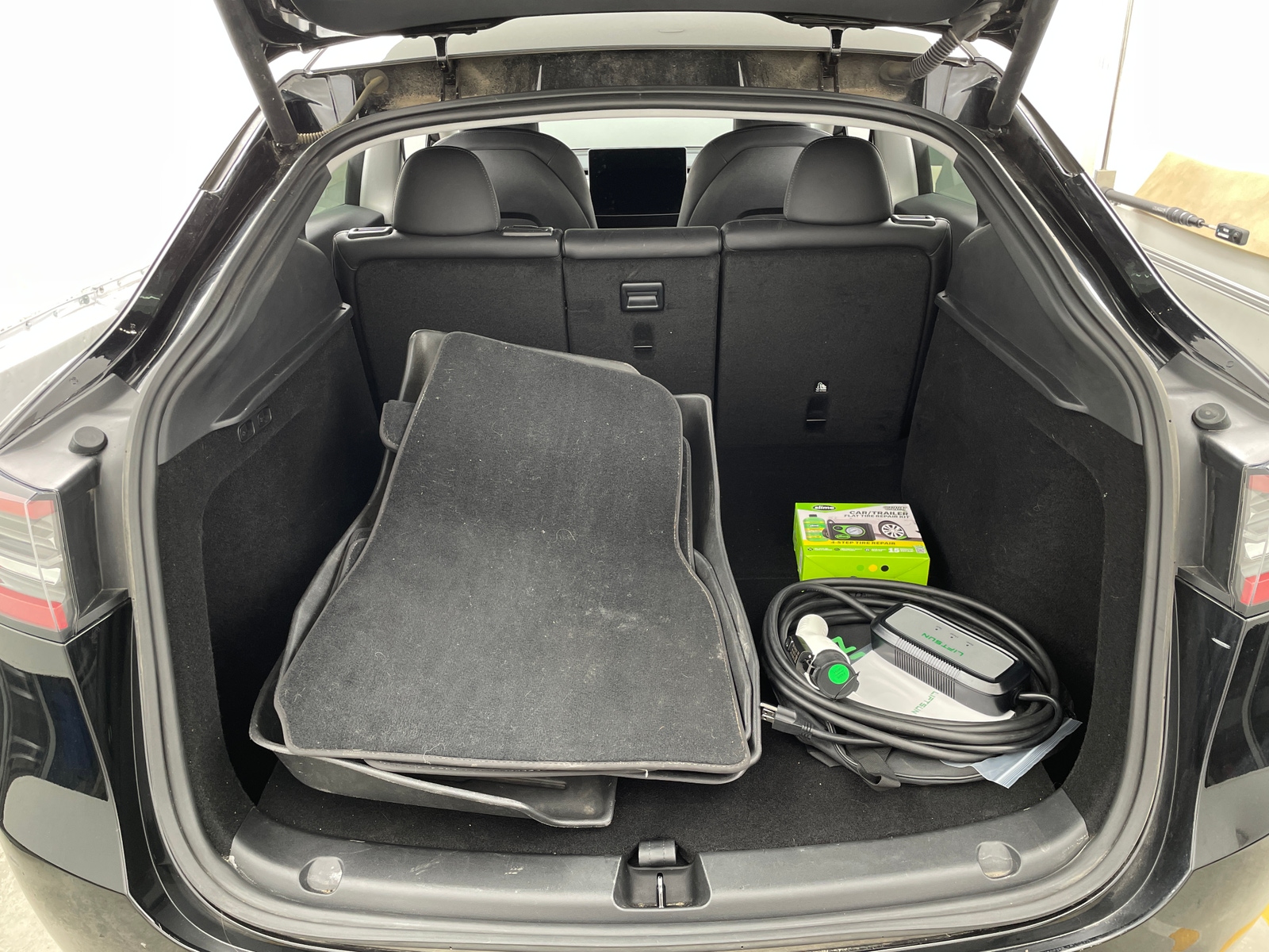 Thumbnail: 2023 Tesla Model Y - 6