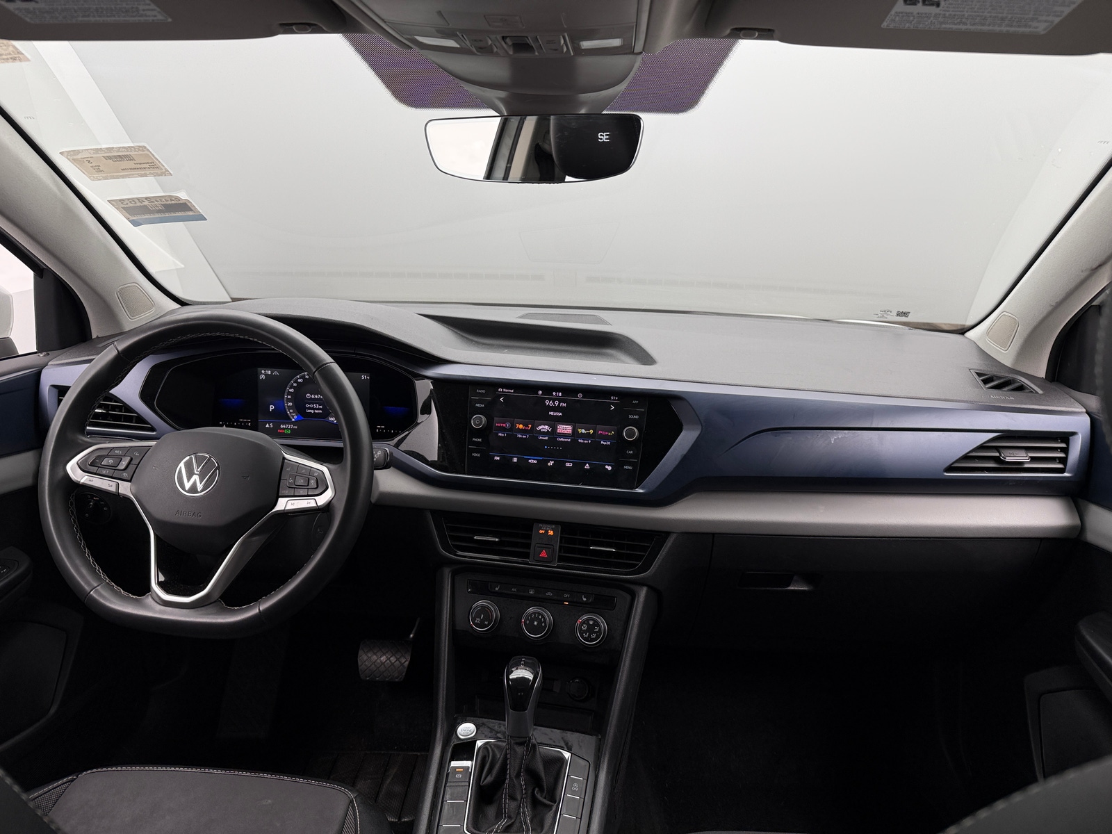 Thumbnail: 2022 Volkswagen Taos - 3