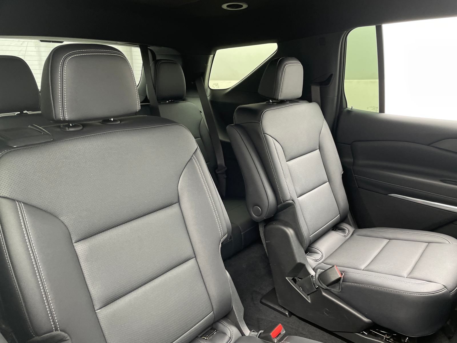Thumbnail: 2026 Chevrolet Traverse - 6