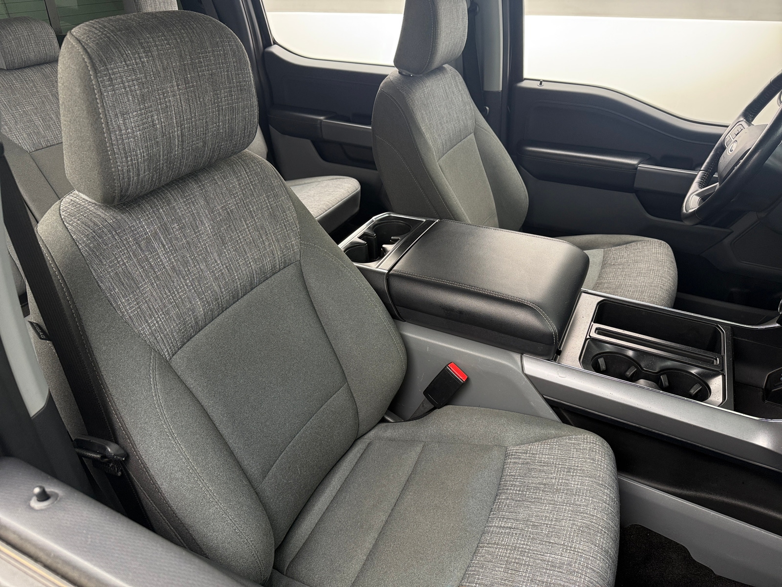 Thumbnail: 2022 Ford Econoline - 2