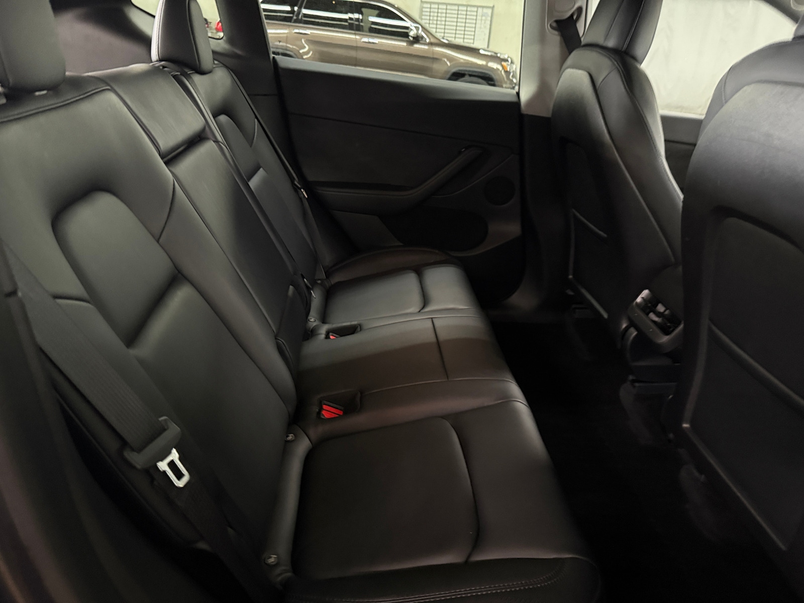 Thumbnail: 2022 Tesla Model Y - 5