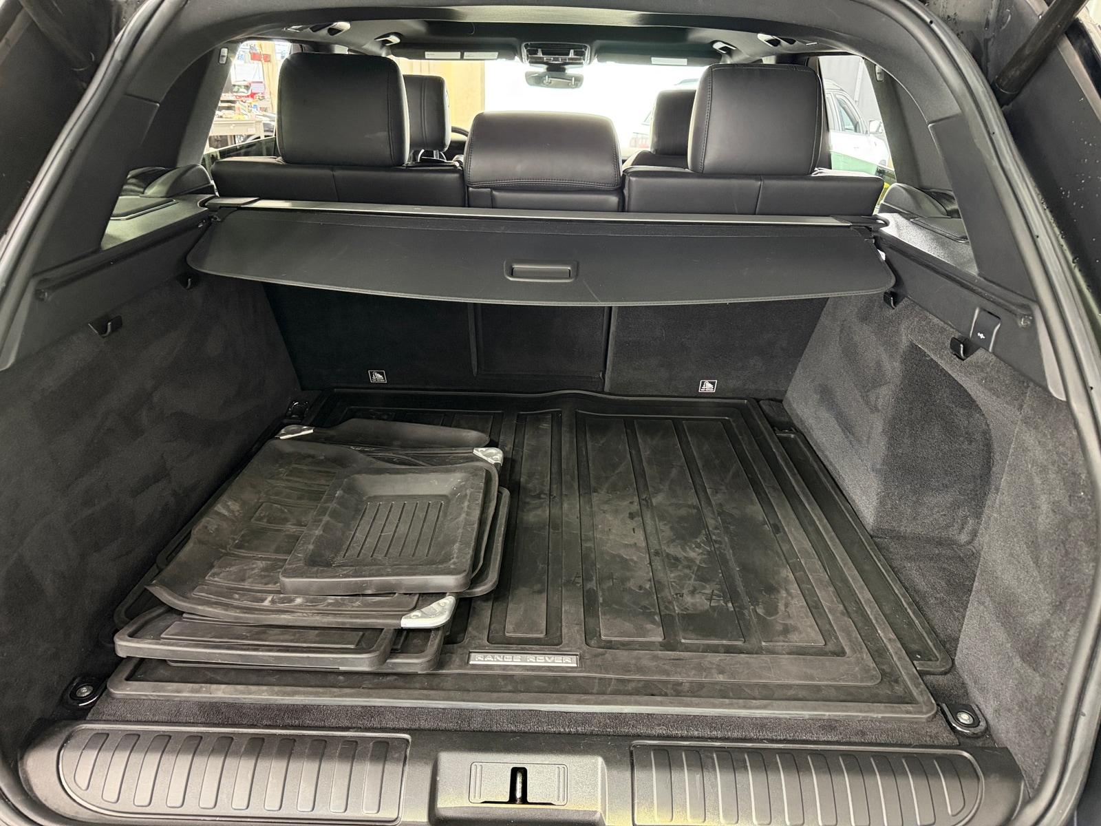 Thumbnail: 2017 Land Rover Range Rover Sport - 6