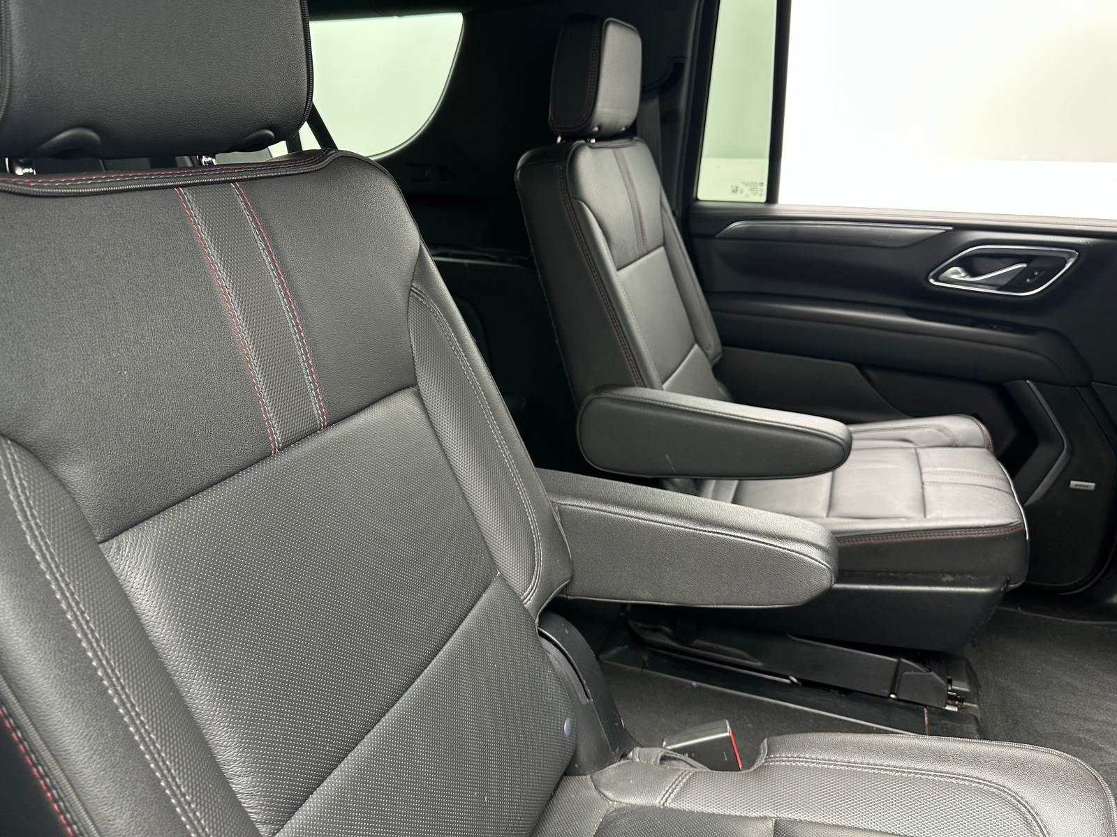 Thumbnail: 2023 Chevrolet Suburban - 5