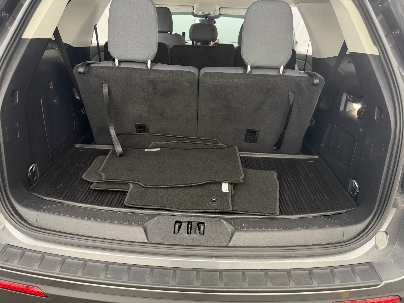 Thumbnail: 2025 Ford Explorer - 7